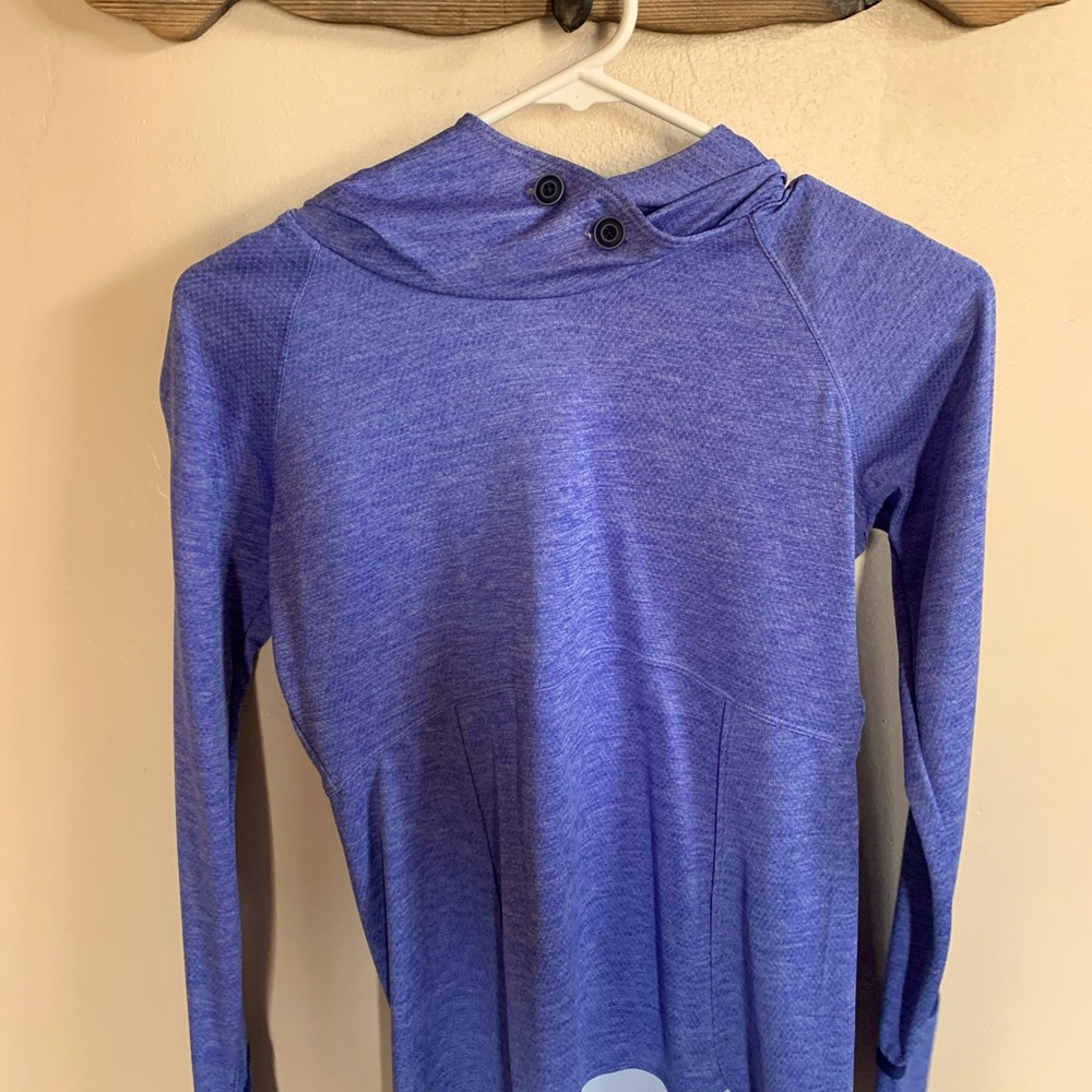 Like new Marmot top